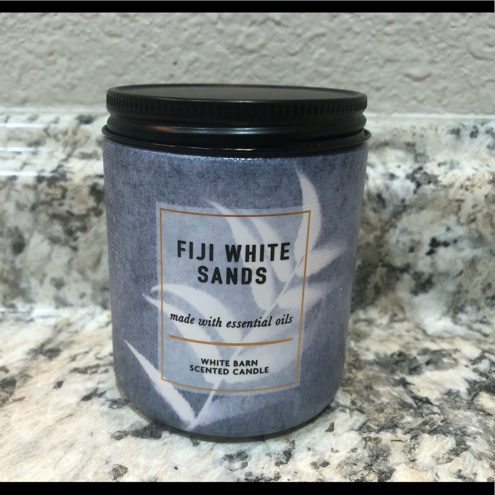 Bath and Body Works candle